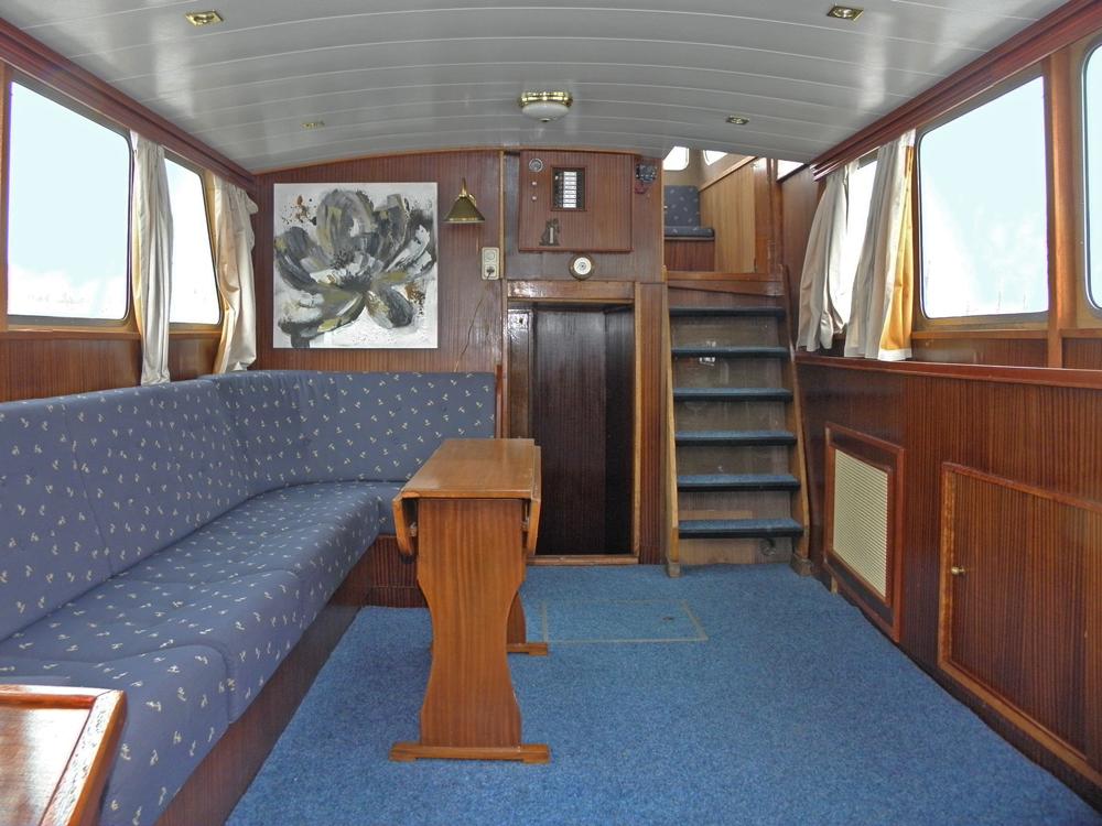 Salon, H&eacute;bergements